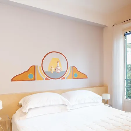 Minerva Hotel 3*