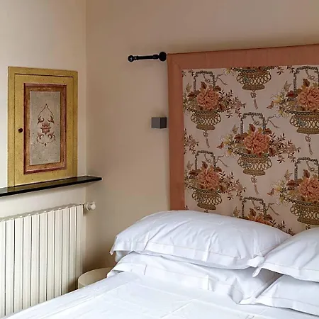 Minerva Hotel 3*